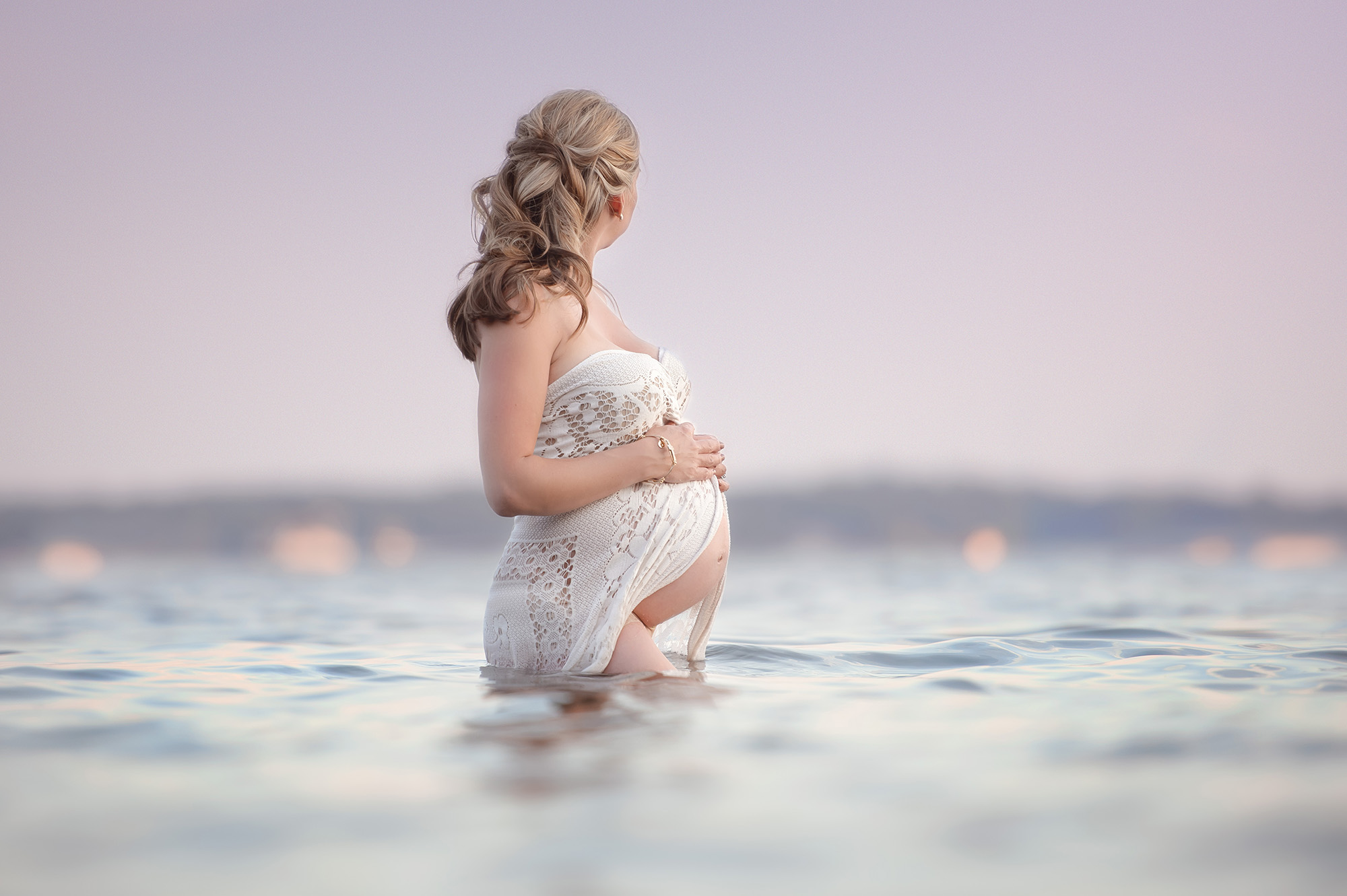 Фотосессия беременных в воде