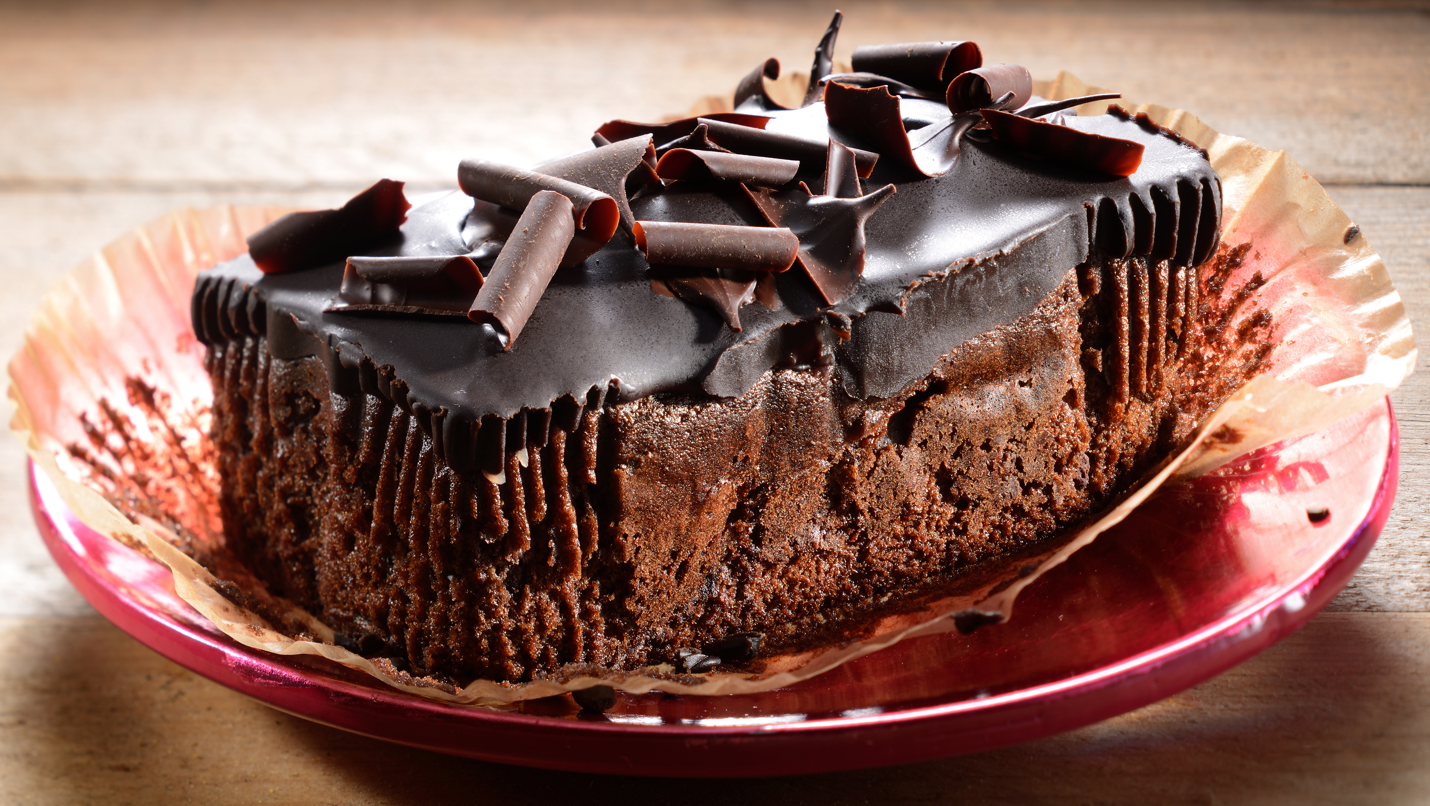 Шоколадный торт желатин. Шоколадный торт. Шоколадный тортик. Шоколадный торт картинки. Шоколадный торт на рабочий стол.