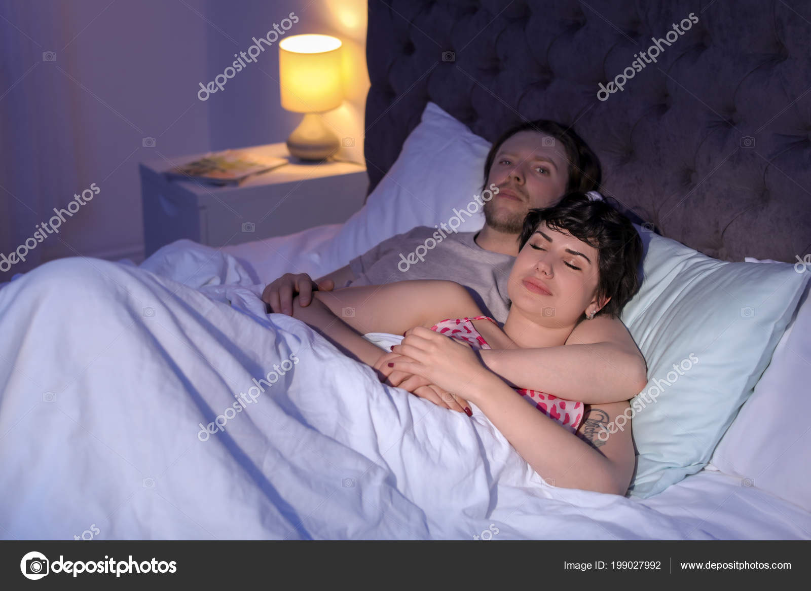 сын снимает маму голую пока она спит фото 102