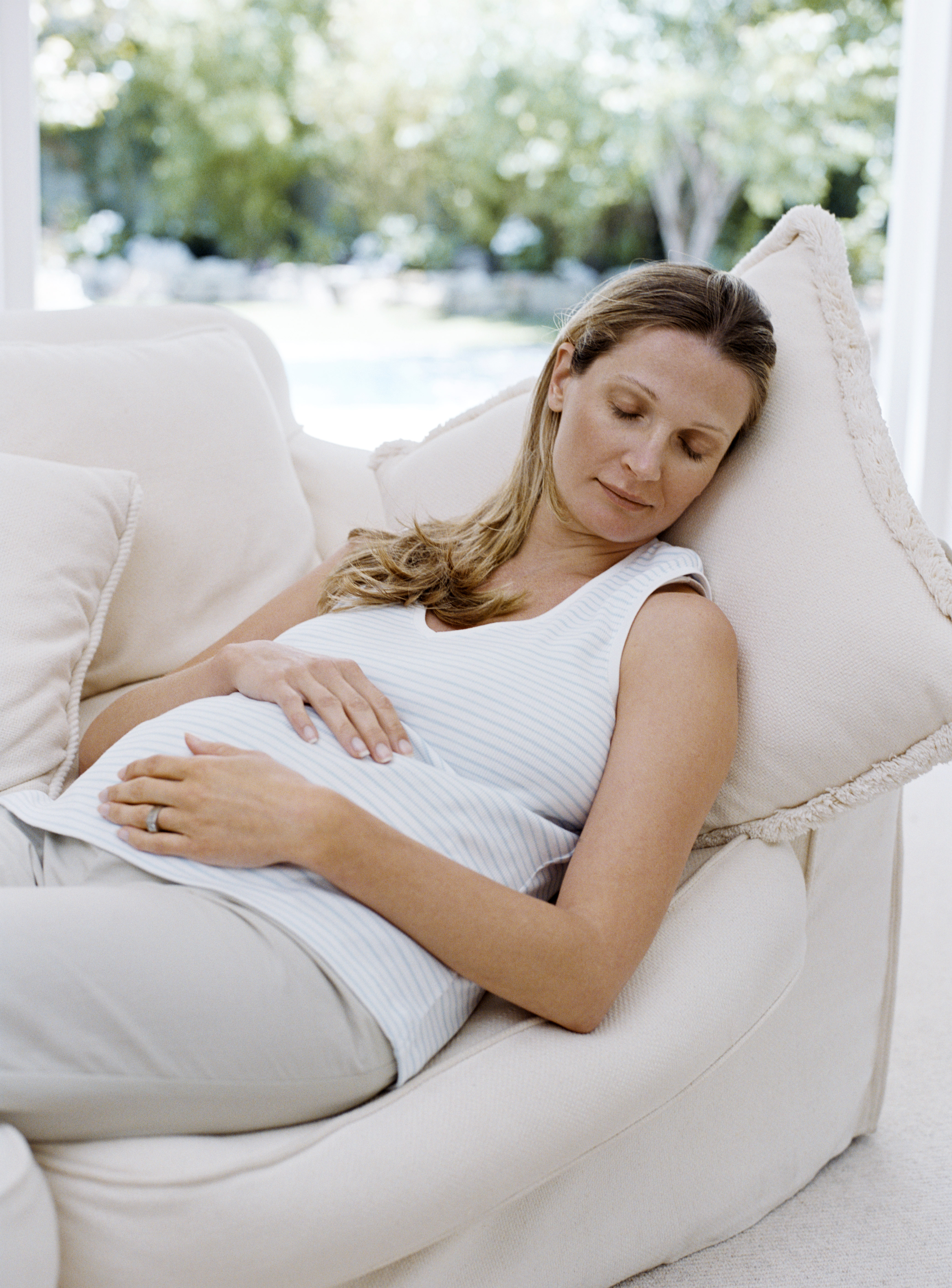 Позы сна для беременных