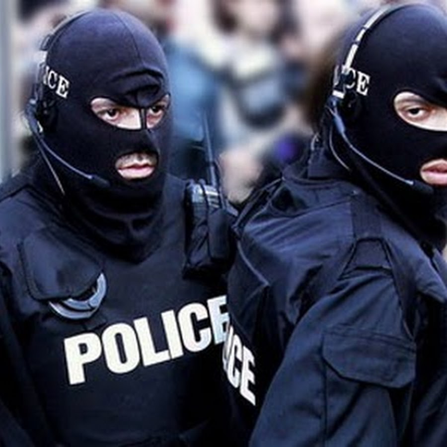 Полиция во сне
